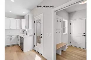 2813 Crinkle Root Dr, Fitchburg, WI 53711 - Photo 19