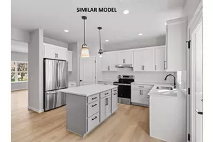 2813 Crinkle Root Dr, Fitchburg, WI 53711 - Photo 9