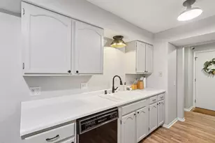 5506 Century Ave, Middleton, WI 53562 - Photo 15