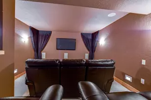 1260 Hanover Trail, Waunakee, WI 53597 - Photo 55