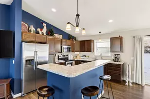 585 Falk Dr, Edgerton, WI 53534 - Photo 7