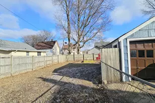 1151 Oak St, Beloit, WI 53511 - Photo 41