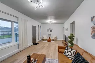 2317 13th St, Monroe, WI 53566 - Photo 17