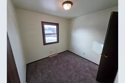 1038 Rock Avenue, Waupun, WI 53963 - Photo 9