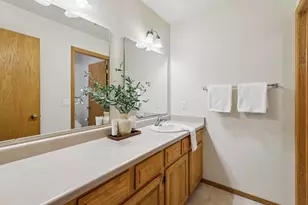 1238 Jasmine Dr, Madison, WI 53719 - Photo 19