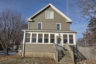 219 Spring St, Fox Lake, WI 53933 - Photo 3