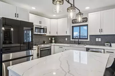 402 Schwantz Road, Pardeeville, WI 53954 - Photo 9