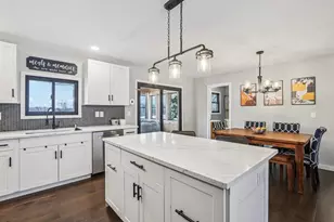 402 Schwantz Rd, Pardeeville, WI 53954 - Photo 11