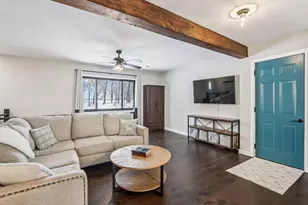 402 Schwantz Rd, Pardeeville, WI 53954 - Photo 3