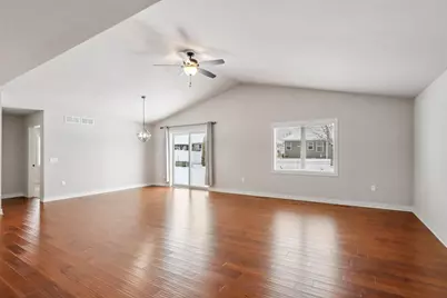 2021 Goldfinch Lane, Sauk City, WI 53583 - Photo 5