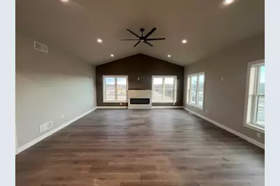 495 Foxfield Court, Oregon, WI 53575 - Photo 5