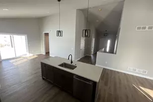 495 Foxfield Ct, Oregon, WI 53575 - Photo 7