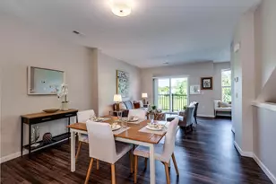 2674 Notre Dame Dr, Fitchburg, WI 53711 - Photo 7