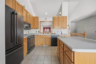 2821 Carrousel Ln, Janesville, WI 53545 - Photo 13