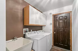 4415 Old Stone Rd, Oregon, WI 53575 - Photo 21