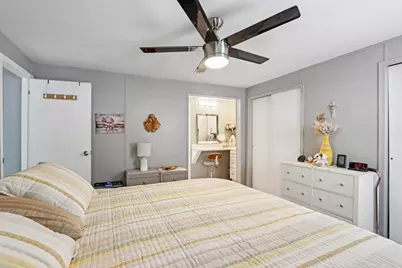 412 Oak Lodge Road, Racine, WI 53185 - Photo 23