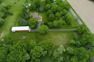 8131 E Creek Rd, Janesville, WI 53546 - Photo 15