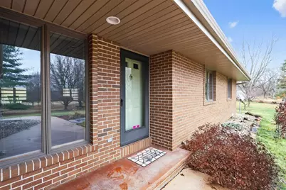 8131 E Creek Road, Janesville, WI 53546 - Photo 7