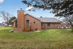 8131 E Creek Rd, Janesville, WI 53546 - Photo 15