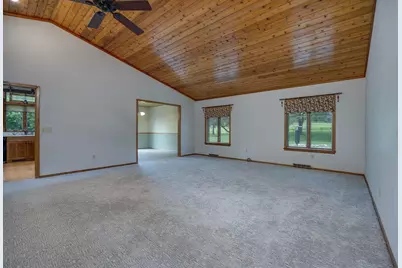 8131 E Creek Road, Janesville, WI 53546 - Photo 29