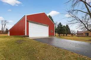 8131 E Creek Rd, Janesville, WI 53546 - Photo 21