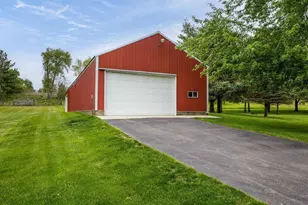 8131 E Creek Rd, Janesville, WI 53546 - Photo 21