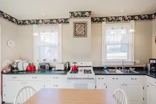 729 Center St, Mineral Point, WI 53565 - Photo 17