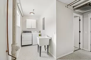 2 Hallows Cir, Madison, WI 53704 - Photo 27