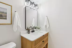 2 Hallows Cir, Madison, WI 53704 - Photo 23