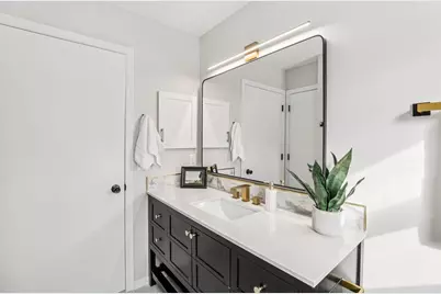 2 Hallows Circle, Madison, WI 53704 - Photo 35