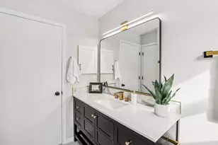 2 Hallows Cir, Madison, WI 53704 - Photo 35