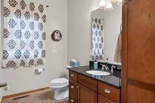 3555 John Muir Dr, Middleton, WI 53562 - Photo 17