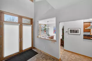 3555 John Muir Dr, Middleton, WI 53562 - Photo 9