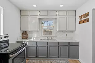 1317 Clark St, Janesville, WI 53545 - Photo 11