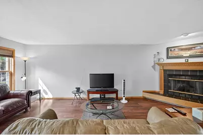 3017 Bradbury Road, Madison, WI 53719 - Photo 5