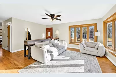 302 Buckingham Lane, Madison, WI 53714 - Photo 5