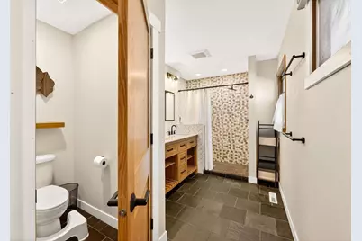 302 Buckingham Lane, Madison, WI 53714 - Photo 15