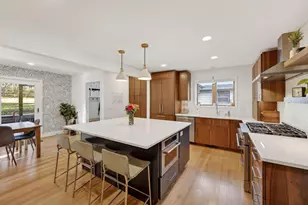 5609 Winnequah Trail, Monona, WI 53716 - Photo 9