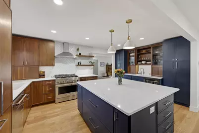 5609 Winnequah Trail, Monona, WI 53716 - Photo 13