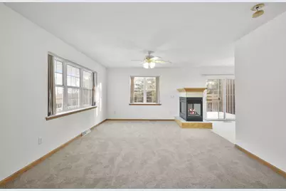 1041 Chandler Lane, Sun Prairie, WI 53590 - Photo 9