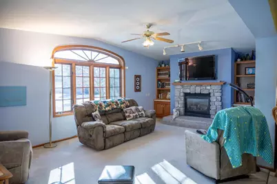 921 Stewart Court, Mauston, WI 53948 - Photo 5