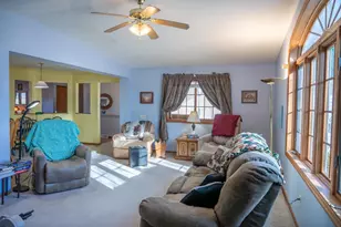 921 Stewart Ct, Mauston, WI 53948 - Photo 11