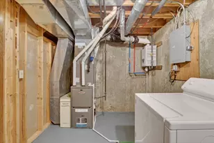 2548 Liberty Ln, Janesville, WI 53545 - Photo 29