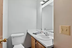 2548 Liberty Ln, Janesville, WI 53545 - Photo 15