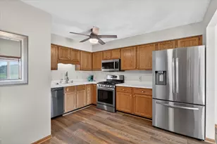 2548 Liberty Ln, Janesville, WI 53545 - Photo 9