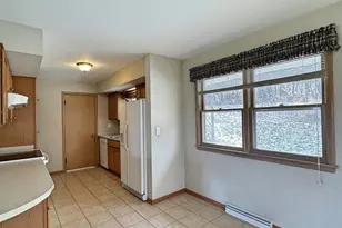 2539 N Co Rd E, Janesville, WI 53548 - Photo 9