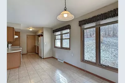 2539 N County Road E, Janesville, WI 53548 - Photo 7