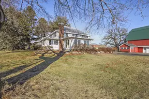 4595 Mahoney Rd, Mcfarland, WI 53558 - Photo 3