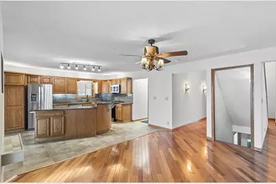 W10725 Wildwood Way, Poynette, WI 53955 - Photo 5