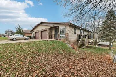 105-107 W Garfield Street, Mount Horeb, WI 53572 - Photo 3